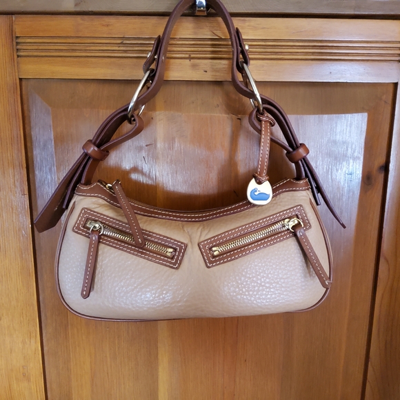 Dooney & Bourke Vintage Moon Bag Beyond EUC - Picture 10 of 16